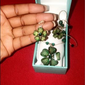 Emerald Flower Necklace Set